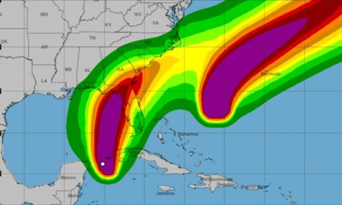 Idalia muy próxima al Cabo de San Antonio podría convertirse en huracán y Franklin ha alcanzado la Categoría 4