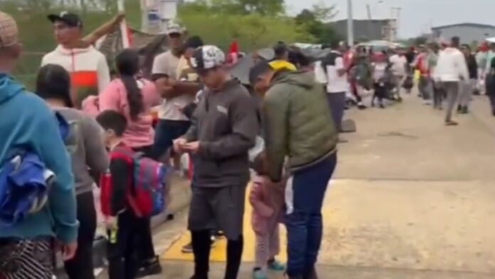 Condenan en Colombia a cinco miembros de una red que traficaba migrantes, incluidos cubanos