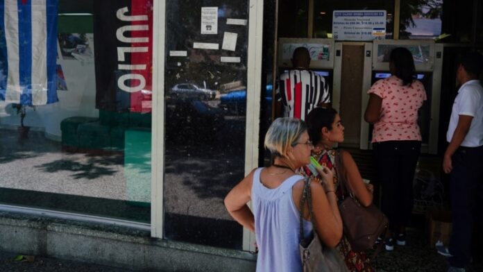 Efecto de bancarización en las Mipymes podría incrementar la inflación en Cuba, alerta experto