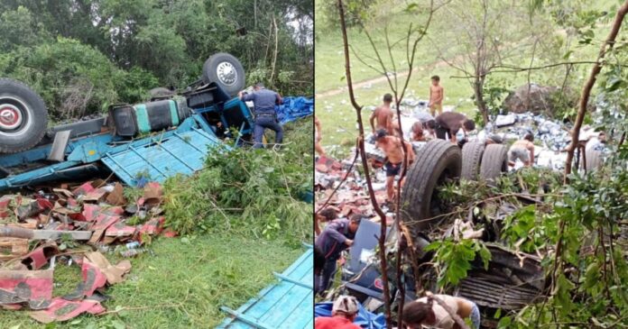 Holguín: Muere cubano al caer camión por un barranco