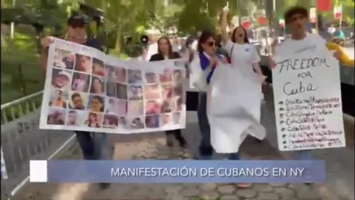 A gritos de ¡Libertad! y ¡Abajo la dictadura! cubanos se manifiestan ante ONU (Videos+Fotos)