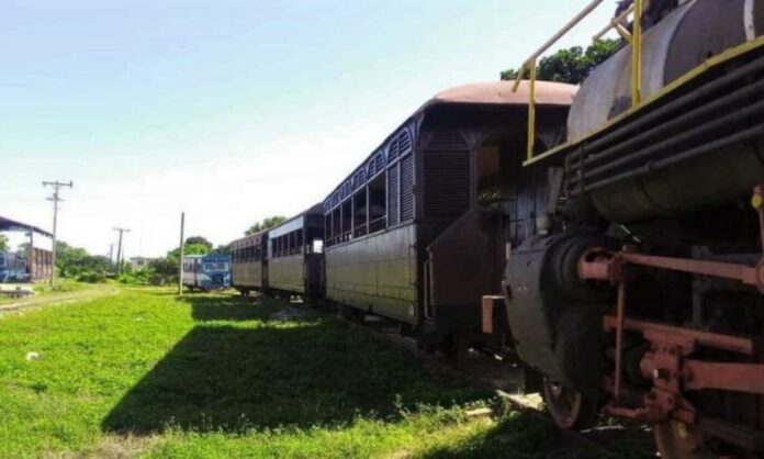 Cancelan tren a La Habana, pero reparan tren turístico a Trinidad