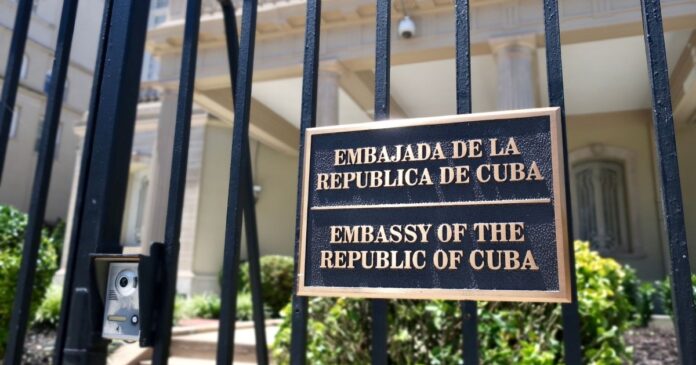 Régimen cubano dice que embajada en Washington DC fue atacada