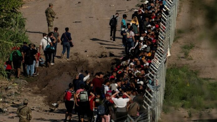 “La frontera americana está cerrada”, alertan abogados a inmigrantes cubanos en camino a EEUU (VIDEO)