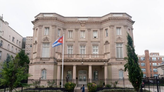 EEUU condena ataque a embajada de Cuba, mientras La Habana critica actitud de Washington (VIDEO)