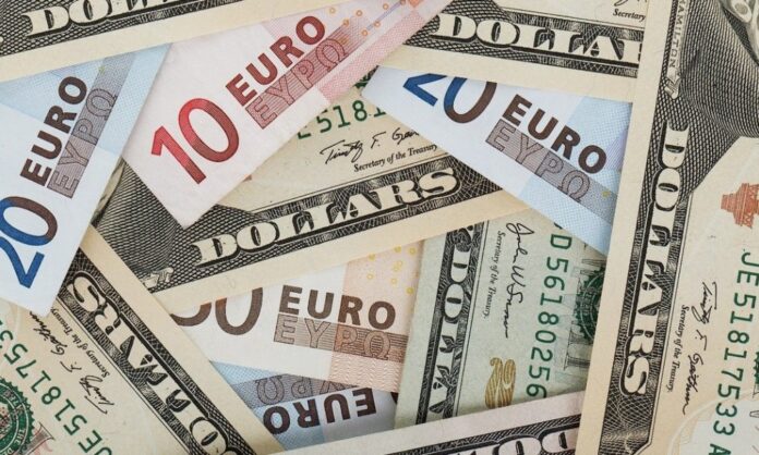 Registra el euro un precio récord en el mercado informal cubano. Así están el dólar y la MLC