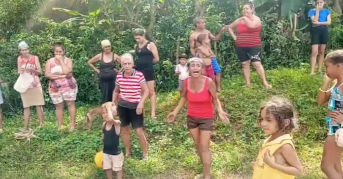 VIDEO: Madres protestan en Maisí por falta de agua