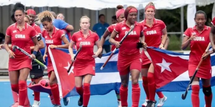 Seis atletas de hockey dejan delegación cubana en los Panamericanos