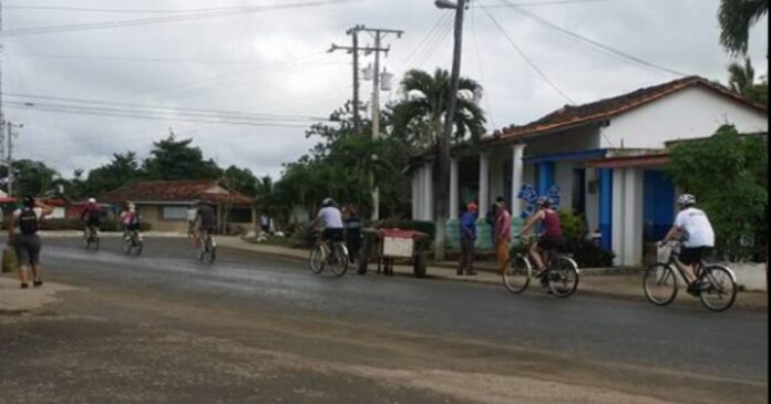 Violencia desatada en Cuba: cortan la cara a un cubano en fiesta en Pinar del Río