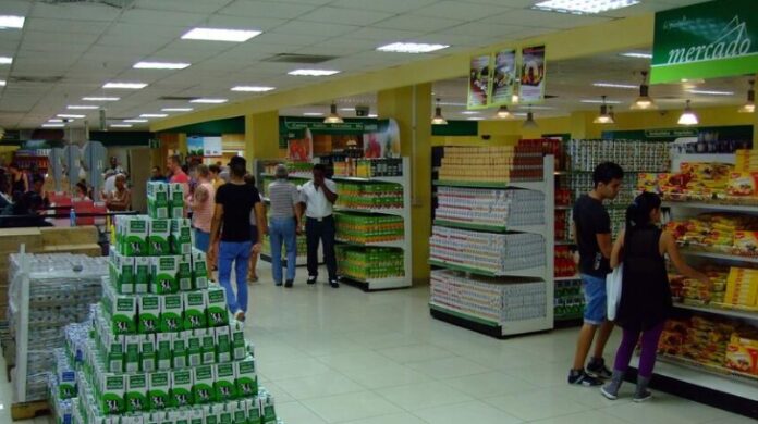 Régimen anuncia apertura de centro comercial ruso en Cuba