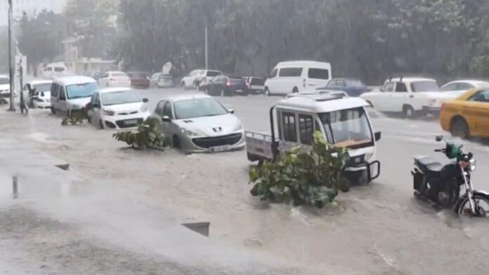 Torrenciales aguaceros provocan inundaciones en Cuba (Fotos+Video)