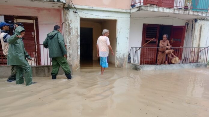 Cuba alerta de lluvias fuertes e intensas; no hay más Vigilancia de Tormenta Tropical (VIDEO)