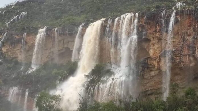 Lluvias dejan inundaciones y un paisaje inusual en Guantánamo (VIDEO+FOTOS)