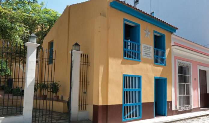 Una casita de la calle Paula