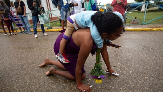 FOTOGALERÍA Cubanos muestran su devoción a San Lázaro