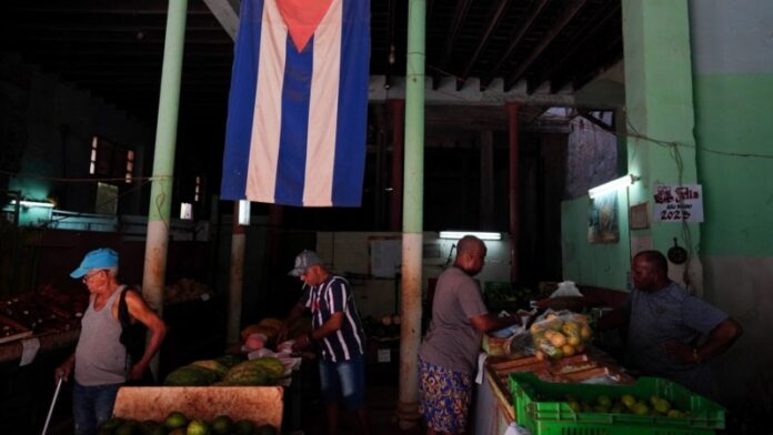 Cuba admite desastre económico: ¿y las soluciones?, se pregunta experto (VIDEO)