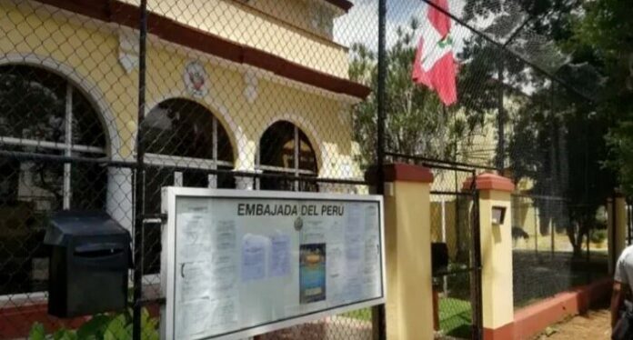 Embajada de Perú en Cuba endurece requisitos para visados de turismo