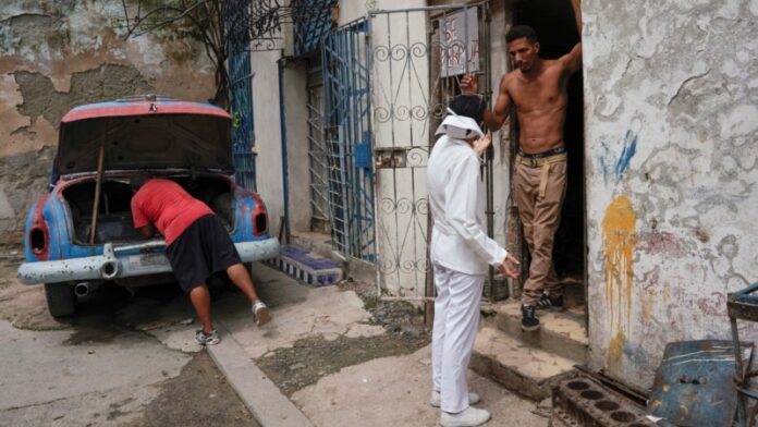 “La atención que se brinda es prácticamente cavernícola”, dos médicos alertan sobre agudización de crisis de Salud Pública en Cuba