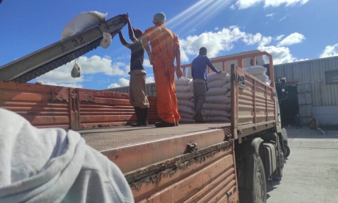 Buque con chícharos llega a La Habana: continúan retrasos con los productos de la Libreta