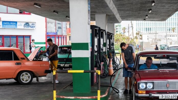 El aumento del precio del combustible impactará el costo de la vida de los cubanos