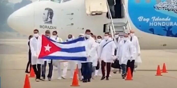 Tensión en Honduras por la inminente llegada de médicos cubanos