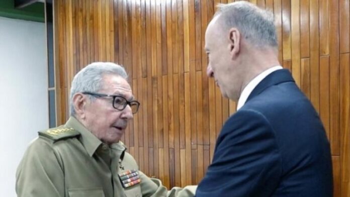 Enviado de Putin Nikolai Patrushev se reúne con Raúl Castro en La Habana