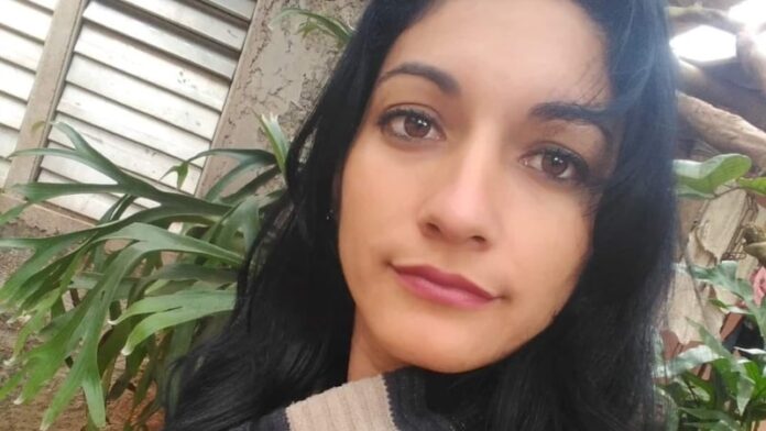 Una cubana es asesinada en la vía pública por su pareja y padre de sus hijos