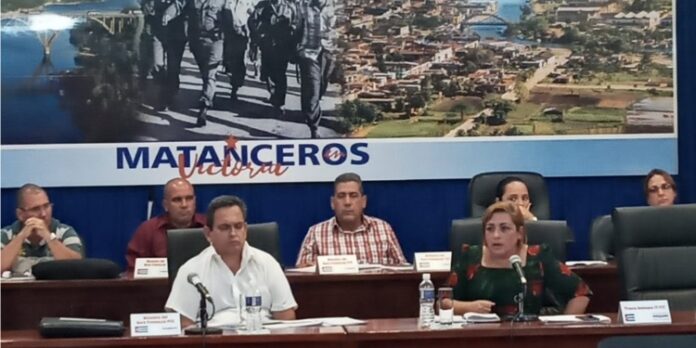 Remueven a 12 dirigentes en Matanzas por “deficiente gestión”