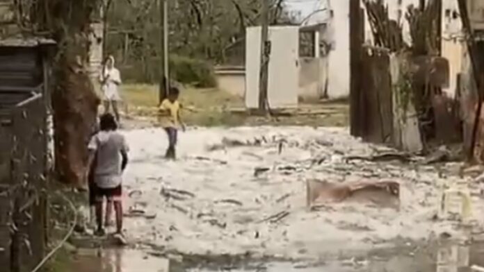 “Esto ha sido el fin del mundo”; inundaciones, granizos y fuertes vientos azotan el occidente de Cuba (FOTOS +VIDEO)