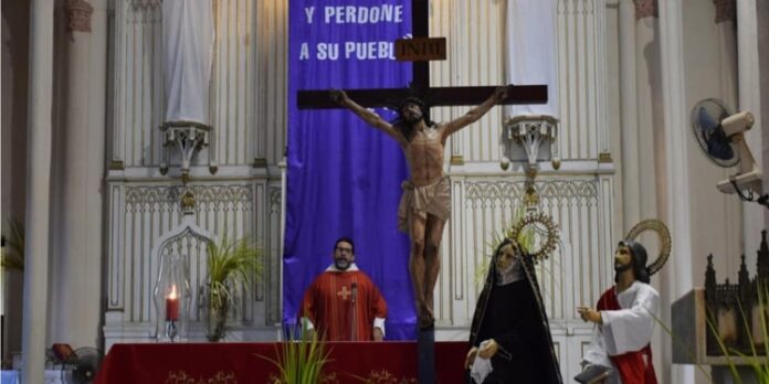 Régimen prohíbe procesión del Santo Entierro en El Vedado