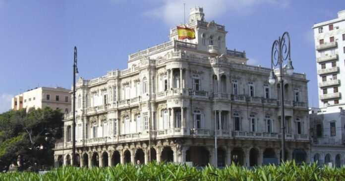 España nombra a nuevo embajador en La Habana