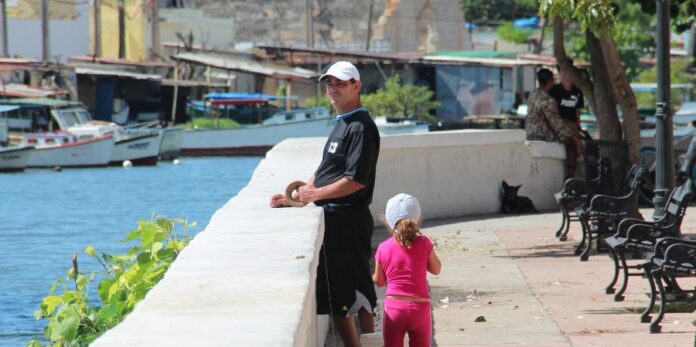 Cuba, de pordioseros a deambulantes 