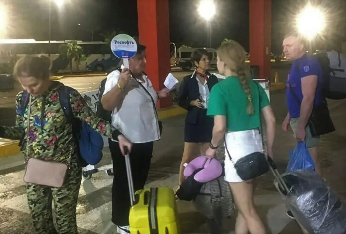 Cuba se prepara para recibir a 200.000 turistas rusos en 2024