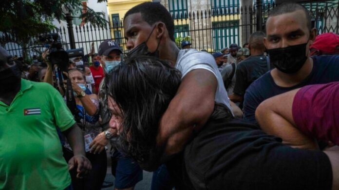 Bloque de la izquierda argentina pide a Cuba la libertad de los presos por el 11J