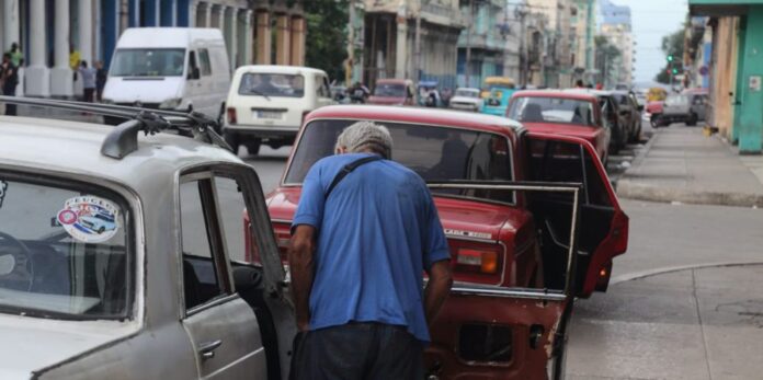 Crisis de combustible: escaso para hoy, imposible para mañana