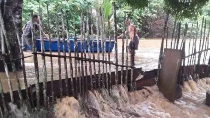 En algunas viviendas el agua llegaba a las ventanas: Unas 200 personas evacuadas en Baracoa por las lluvias