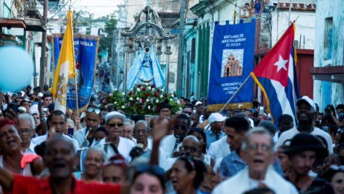 “Cuba mantuvo un marco legal opresivo para restringir la actividad religiosa”, alerta presidente de la USCIRF