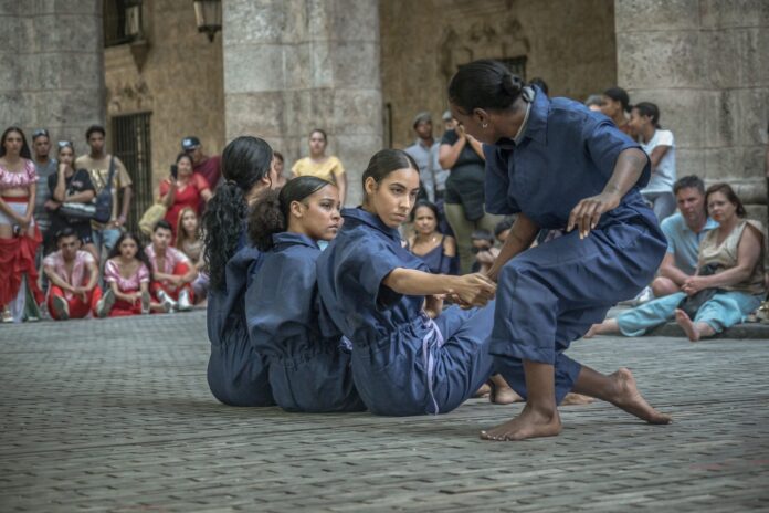 Dance in Urban Landscapes – Old Havana in Motion – Havana Times