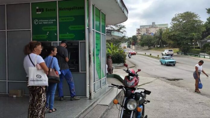 Despair Over Not being Able to Control Fall of the Cuban Peso – Havana Times