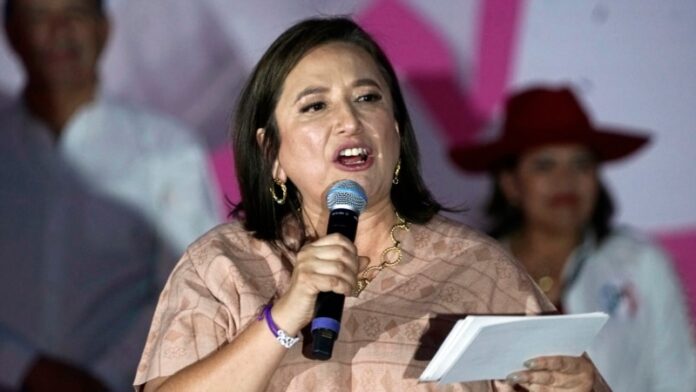 Candidata a la presidencia Xóchitl Gálvez promete no contratar a médicos cubanos si gana las elecciones de México