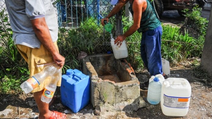 Hasta 40 días sin agua y pagando pipas a tres mil pesos, así están muchos pueblos de Cuba