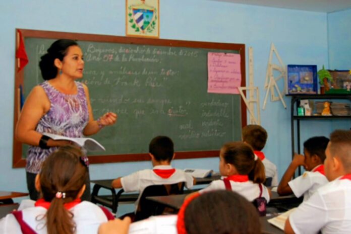 Reajustan horarios de clases ante largos apagones en Cuba