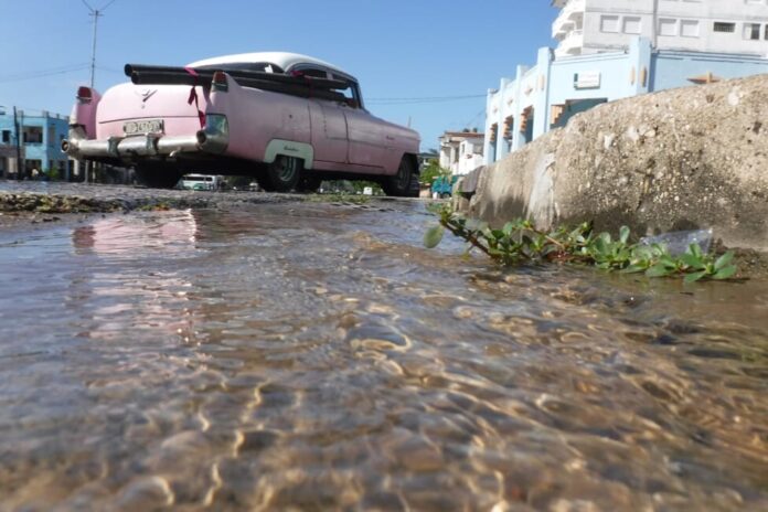 Casi el 40% del agua que se bombea en Cuba se pierde