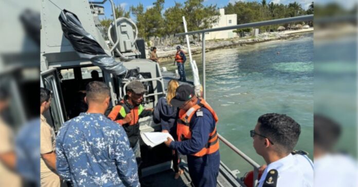 México: 51 balseros cubanos fueron rescatados en Isla Mujeres