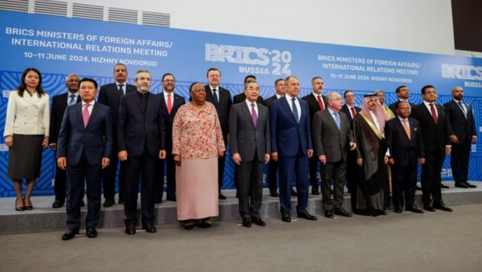 Cuba insiste en ser aceptada en el BRICS