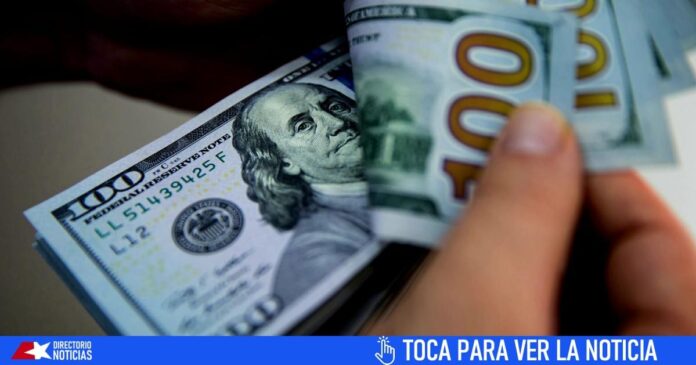 Ni vender dólares ni comprar pesos cubanos: el dilema de la fluctuación del mercado informal