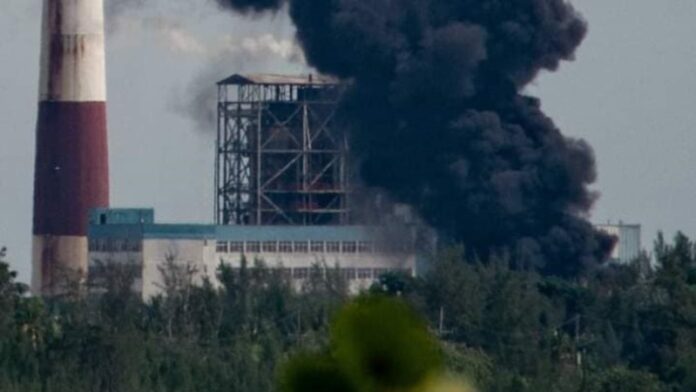 Incendio en uno de los tanques de combustible de la termoeléctrica Antonio Guiteras de Matanzas