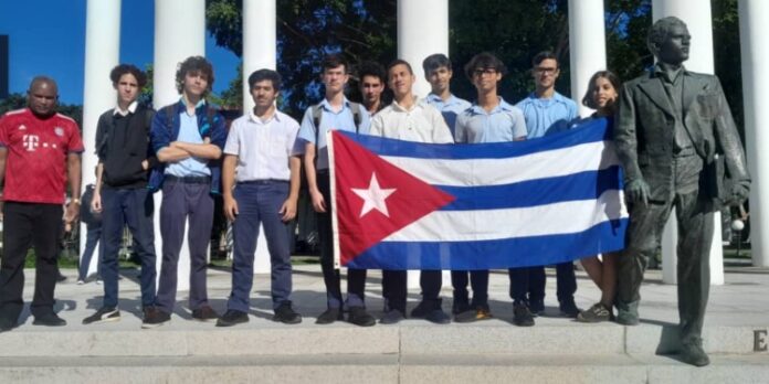 Adolescentes cubanos obtienen ocho medallas en Olimpiada Iberoamericana de Informática