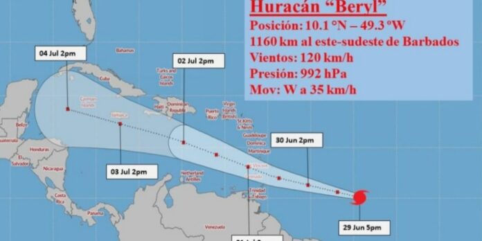 Beryl ya es huracán y se espera que siga intensificándose