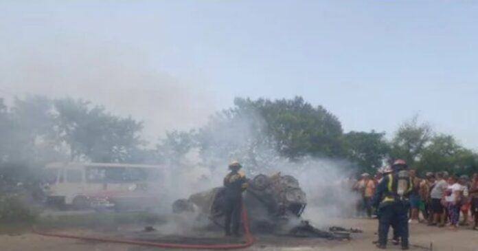 Accidente en la Ocho Vías de La Habana deja un auto incendiado y una niña muerta